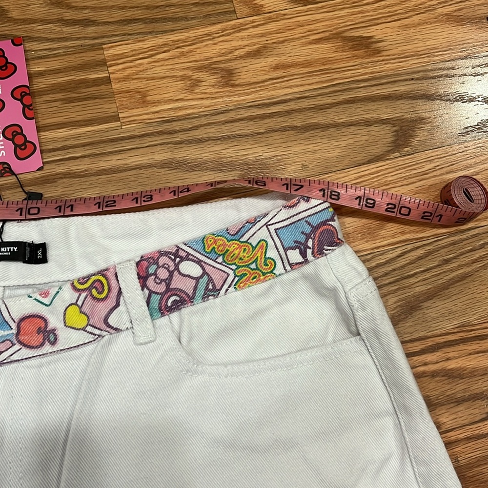 Hello  kitty / SHEIN women white denim shorts size 2xl - Picture 7 of 8